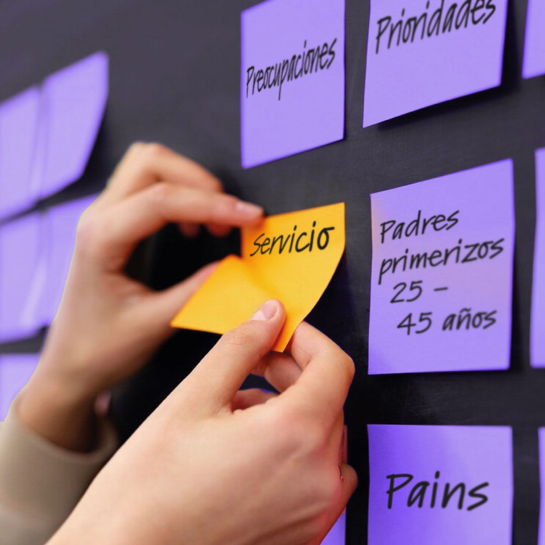 image of game development process (for a mobile gaming) - collaborative team meeting